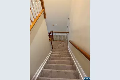 138 Limerick Lane, Phillipsburg, NJ 08865 - Photo 5