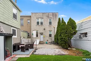 402 Cliff St, Fairview, NJ 07022 - Photo 31