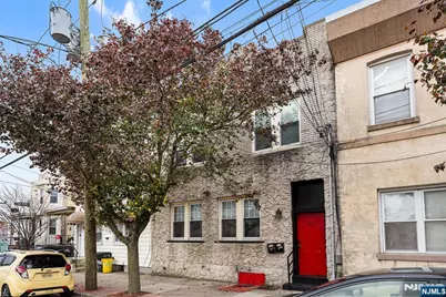 402 Cliff Street, Fairview, NJ 07022 - Photo 3