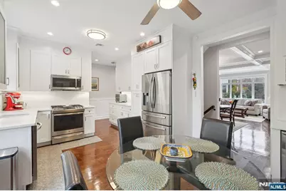 555 Edgewater Avenue 103 Reserve Ct. #103 Reserve Ct., Ridgefield, NJ 07657 - Photo 11