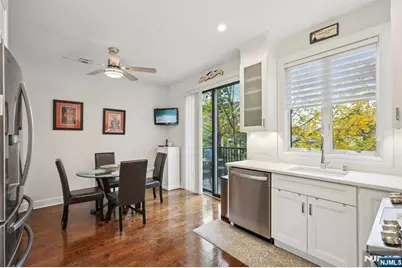 555 Edgewater Avenue 103 Reserve Ct. #103 Reserve Ct., Ridgefield, NJ 07657 - Photo 19