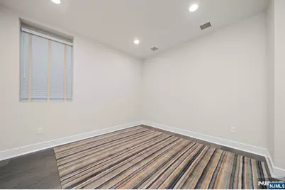 319 Franklin Place, Paramus, NJ 07652 - Photo 49