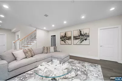 319 Franklin Place, Paramus, NJ 07652 - Photo 41