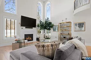 319 Franklin Pl, Paramus, NJ 07652 - Photo 17