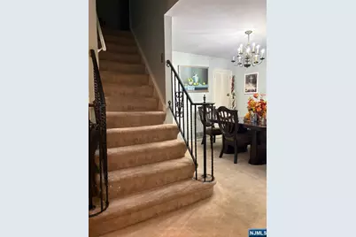 153 Madison Avenue, Rochelle Park Township, NJ 07662 - Photo 5