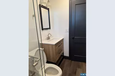 27 Emerald Street, Hackensack, NJ 07601 - Photo 11