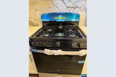 27 Emerald Street, Hackensack, NJ 07601 - Photo 37