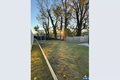 27 Emerald Street, Hackensack, NJ 07601 - Photo 3