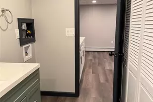 27 Emerald St, Hackensack, NJ 07601 - Photo 31