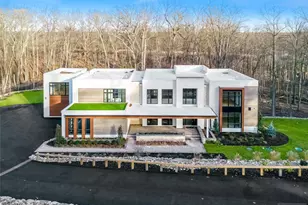 10 Big Ramapo Rd, Saddle River, NJ 07458 - Photo 1