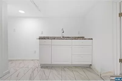 33 Lafayette, Orange, NJ 07050 - Photo 33