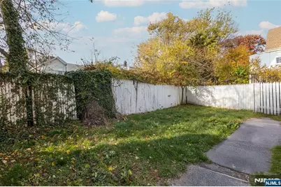 33 Lafayette, Orange, NJ 07050 - Photo 37