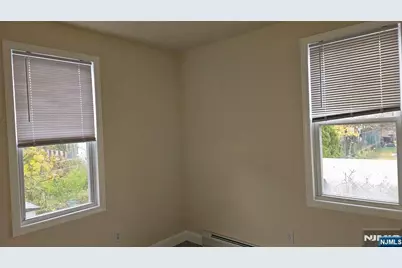 164 Humboldt Street, East Rutherford, NJ 07073 - Photo 11