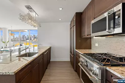 1000 Avenue At Port Imperial 410 #410, Weehawken, NJ 07086 - Photo 3