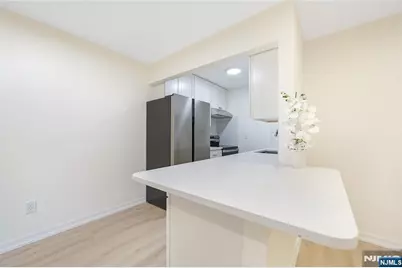 232 Lawton Avenue 2 #2, Cliffside Park, NJ 07010 - Photo 9