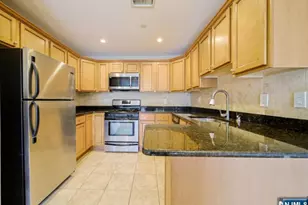 275 State, Hackensack, NJ 07601 - Photo 9