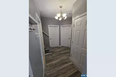 94 17th Street 2 #2, East Orange, NJ 07017 - Photo 11