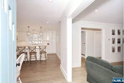 7 Madison Heights, Wyckoff Township, NJ 07481 - Photo 5