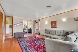 509 8th St, Palisades Park, NJ 07650 - Photo 5