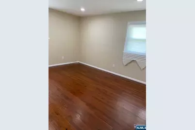 352 Maplewood Drive, Paramus, NJ 07652 - Photo 13