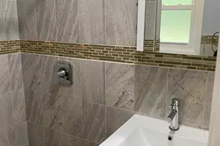 352 Maplewood Dr, Paramus, NJ 07652 - Photo 15