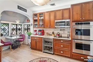 290 Clinton Pl, Hackensack, NJ 07601 - Photo 19