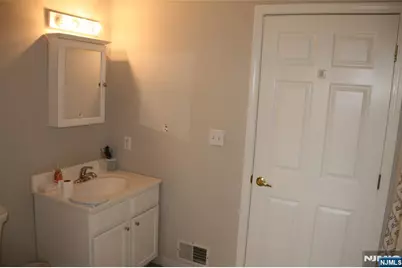 485 Saddle River Road 13 #13, Saddle Brook Township, NJ 07663 - Photo 15