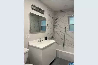 95 N Maple Avenue 2095 #2095, Park Ridge, NJ 07656 - Photo 3