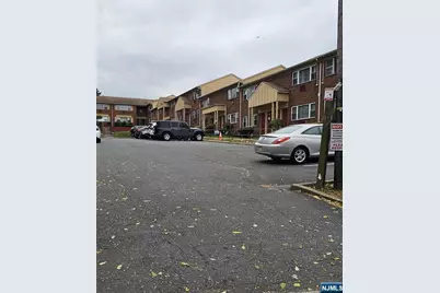 924 Stuyvesant Avenue E1 #E1, Irvington, NJ 07111 - Photo 1