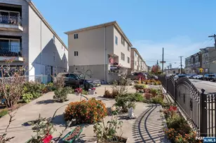 4-10 St Francis St, Newark, NJ 07105 - Photo 9