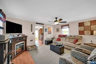 31 Hamilton St, Bloomingdale, NJ 07403 - Photo 11