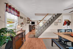 31 Hamilton St, Bloomingdale, NJ 07403 - Photo 9