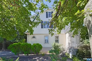 1585 Bergen Blvd, Leonia, NJ 07605 - Photo 1