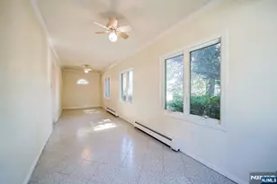 1585 Bergen Blvd, Leonia, NJ 07605 - Photo 31