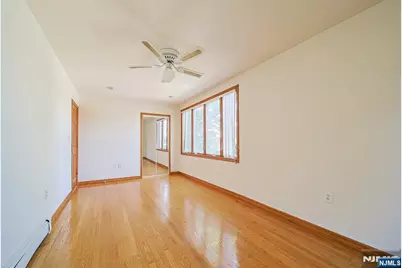 1585 Bergen Boulevard, Leonia, NJ 07605 - Photo 39