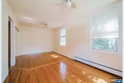 1585 Bergen Boulevard 1 #1, Leonia, NJ 07605 - Photo 23