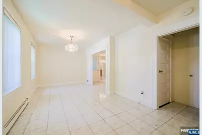 1585 Bergen Boulevard 1 #1, Leonia, NJ 07605 - Photo 7
