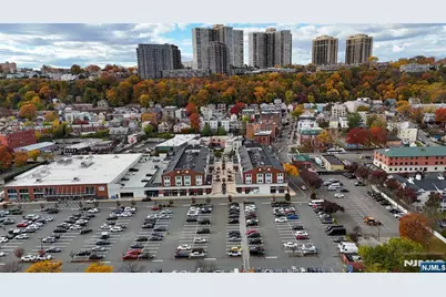 905 River Road 208 #208, Edgewater, NJ 07020 - Photo 33