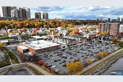 905 River Road 210 #210, Edgewater, NJ 07020 - Photo 35