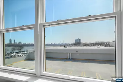 905 River Road 312 #312, Edgewater, NJ 07020 - Photo 13