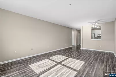 905 River Road 210 #210, Edgewater, NJ 07020 - Photo 5