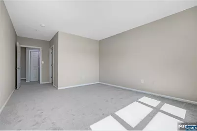 905 River Road 312 #312, Edgewater, NJ 07020 - Photo 31