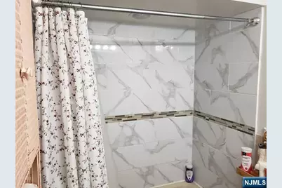 236 E Palisades Boulevard, Palisades Park, NJ 07650 - Photo 11