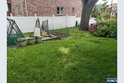 236 E Palisades Boulevard, Palisades Park, NJ 07650 - Photo 21