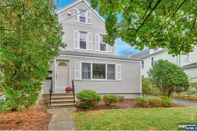 32 Washburn Place 1 #1, Caldwell, NJ 07006 - Photo 1