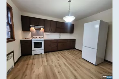 60 Roosevelt Avenue 2nd Flr #2ND FLR, Lodi, NJ 07644 - Photo 3