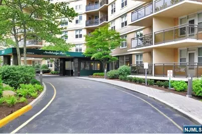 2200 Central Road 7C #7C, Fort Lee, NJ 07024 - Photo 1