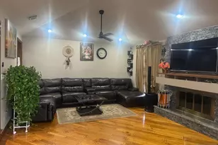 617 Sycamore St, Paramus, NJ 07652 - Photo 3