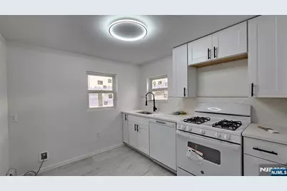 19 Florence Street 1 #1, Englewood, NJ 07631 - Photo 5