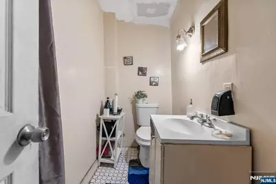 106 Burchard Avenue, East Orange, NJ 07017 - Photo 23